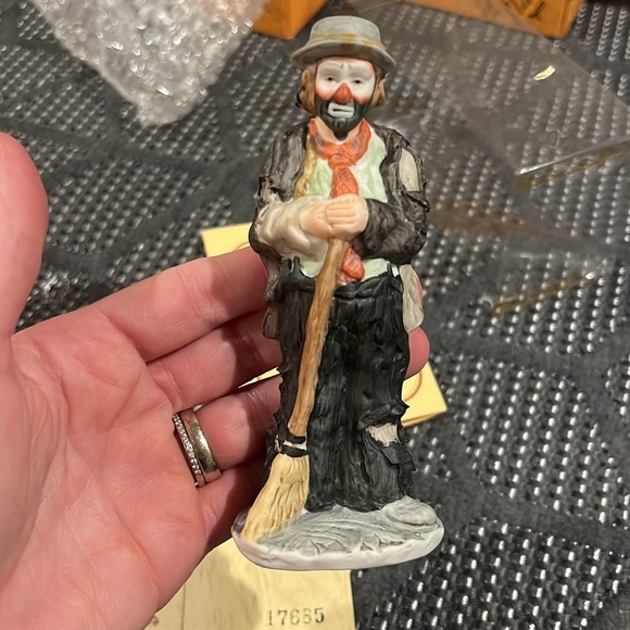 New in box Emmett Kelly Jr figure - Picture 4 of 7